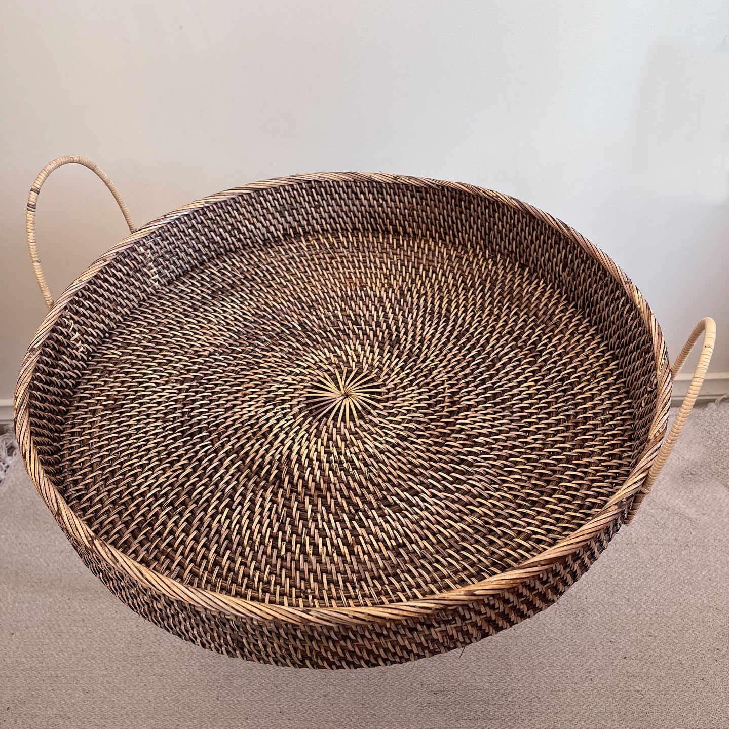 Moama Hills Tray