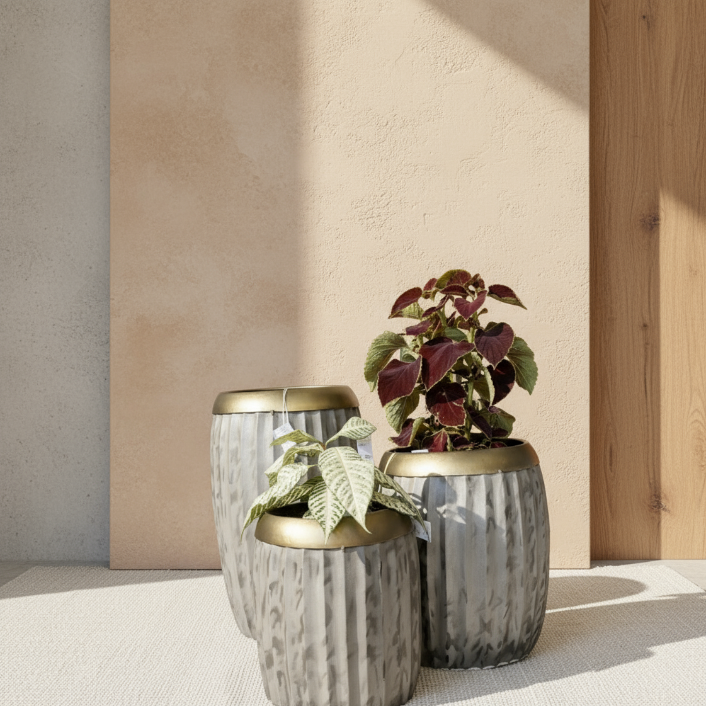 Black Horse Metal Planters